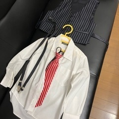 中古子供用スーツ（サイズ46）・直接引き取り可能な方のみの画像