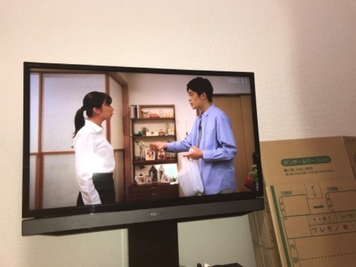 REGZA 32S5と壁寄せテレビスタンド
