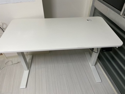 自動昇降式デスク