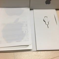 iPhone イヤホン　等付属品の画像