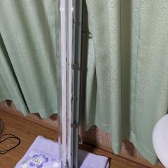 蛍光灯倉庫　駐車場物置き✨美品倉庫ガレージ物置100V屋外屋内車庫　防水カバー付き　蛍光灯　照明ライト　⑤の画像