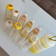 哺乳瓶　9本の画像