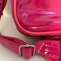 アディダス スポーツエナメルバッグ 軽量モデルの画像