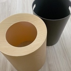 木目調ゴミ箱の画像
