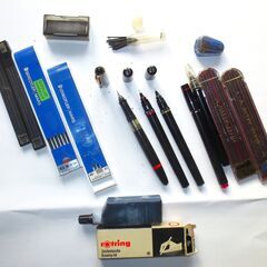 製図用のロットリング製ペンなど一式