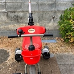 【お値下げしました！】アイデス製三輪車　赤色