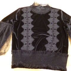 ★美品♪M★袖チュール付きベルベット・カットソー★３枚組の画像