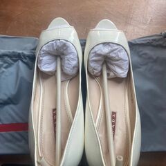 PRADA プラダ パンプス 白 ホワイト シューズ 23.5c...