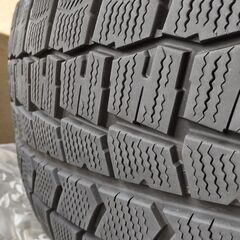 大幅値下げ！(225/55R18) DUNLOP WINTER MAX 98Q  [X4320] スタッドレスタイヤ 4本セット（中古品）の画像