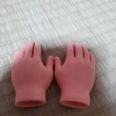 手の形の指人形　フィンガーハンド　ミニチュアハンドフィンガーパペット 2個セットの画像
