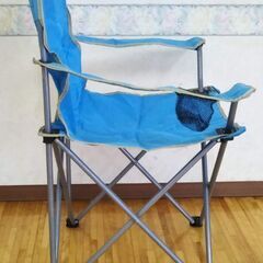 【取引中】アウトドアチェア　肘掛け付きの画像