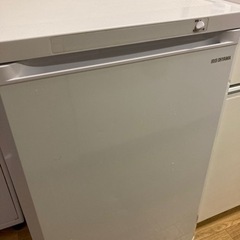 85L 前開き冷凍庫 アイリスオーヤマ、値下げしました。