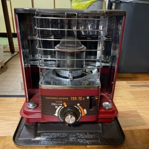 レトロな石油ストーブ