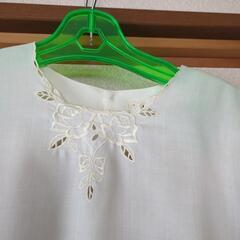 レディーススーツの画像