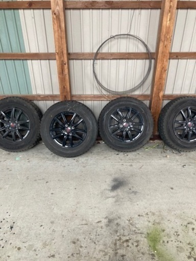 スタッドレスタイヤホイール付き