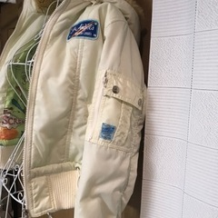 Warner Bros ワーナーブラザーズ　ブルゾン　ジャケット　白　Mサイズ　女性用の画像