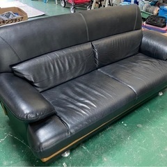 革張り浜本ソファー値下げ‼️の画像