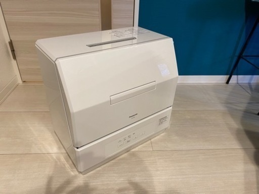 2023年製★Panasonic食器洗い乾燥機 NP-TCR5-W 新品