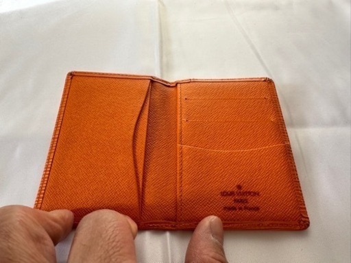 【美品】LOUIS VUITTON エピ　名刺入れ（箱付き）