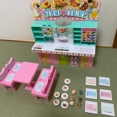 リカちゃん　わいわいフードコート　の画像