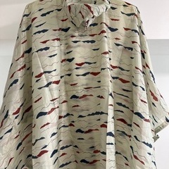 極美品 モンベル mont-bellプリント トレッキング レインポンチョの画像
