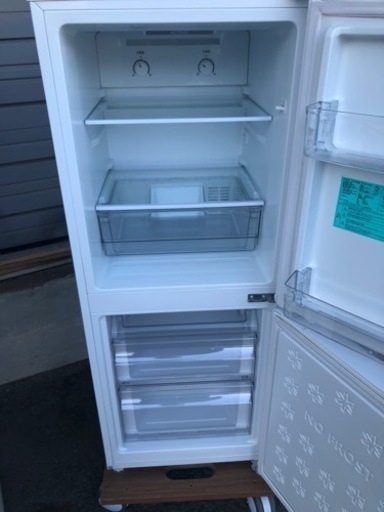 北九州市内配送無料 保証付き ハイアール 霜取り不要・3段引出し式冷凍