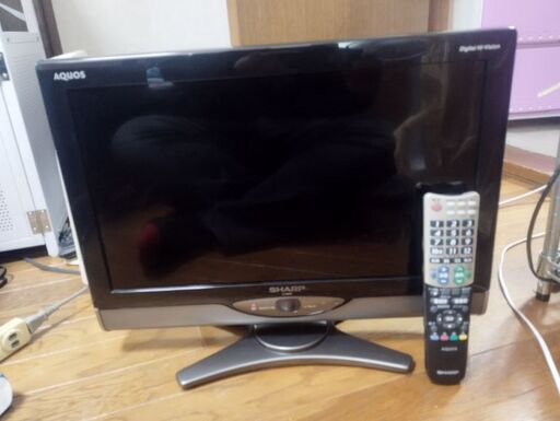 SHARP液晶テレビ２０型２０１０年