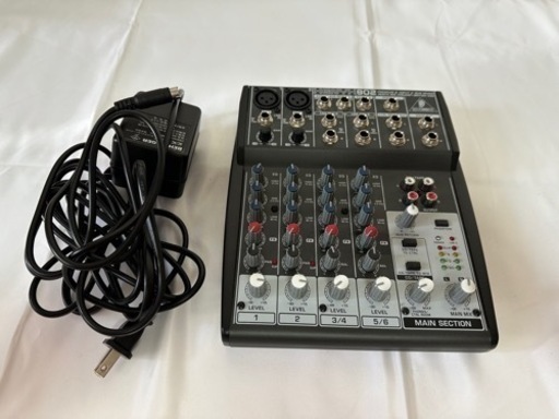 【今だけお値下げ】BEHRINGER XENYX802 ミキサー