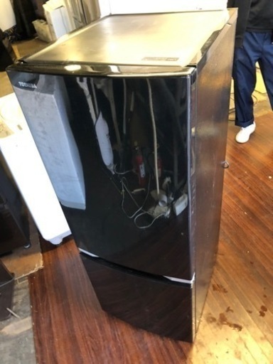 北九州市内配送無料　保証付き　2019年式　GR-P15BS-K 冷蔵庫 BSシリーズ メタリックブラック [右開きタイプ /2ドア /153L]