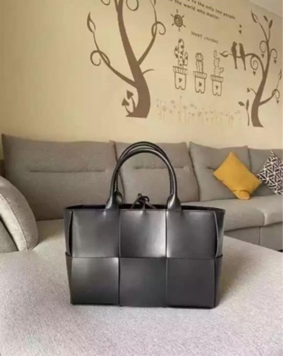 新春大セール　大人気トートバッグ　3色展開　　オシャレアイテム