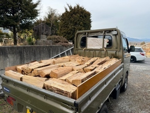 ナラ　40センチ　1立米　配達します