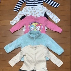 子供服　女の子　95センチ　冬服　GAP アンパンマンあり