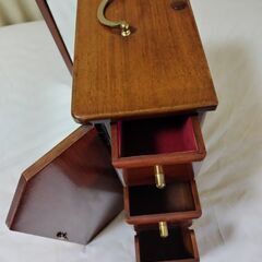 木製ジュエリーボックスの画像