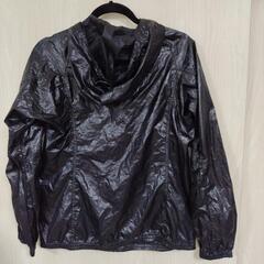 ユニクロ   携帯ウィンドブレーカー？    ¥800→¥640の画像