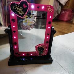 至急   大阪から(10月30日から11月4日まで)キティちゃん鏡の画像