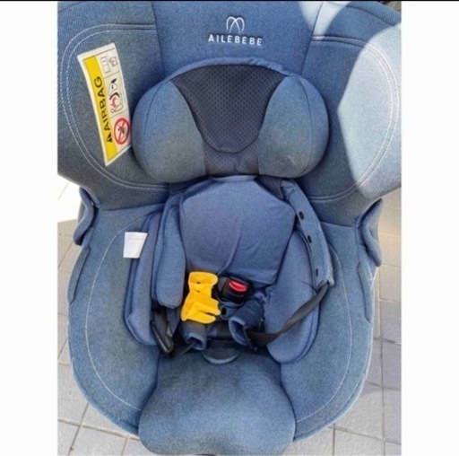 チャイルドシート　AILEBEBE