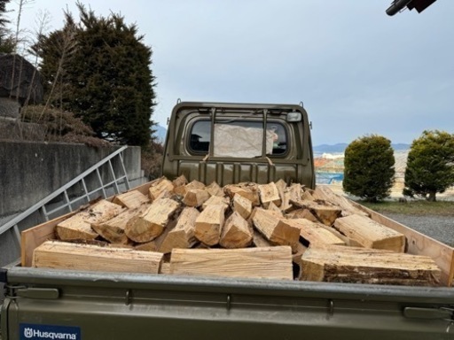 ナラ　40センチ軽トラ1台　配達します