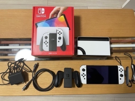 美品Nintendo Switch 本体・ソフト・Joy-Conコントローラーなど