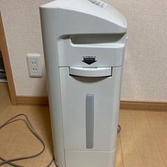 空気清浄機（加湿機能あり）の画像