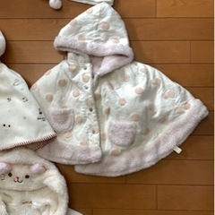 女の子　ポンチョ　70〜90サイズ　帽子２個の画像