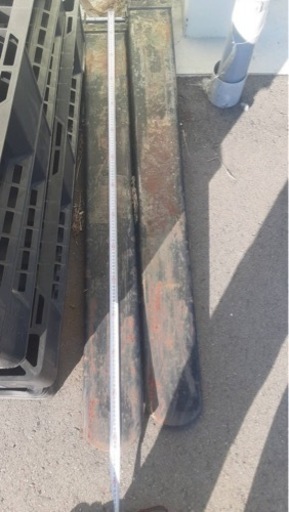 フォークリフト