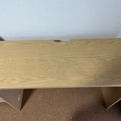 ナチュラルウッド調　PCデスクの画像
