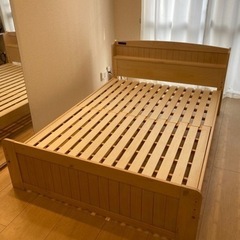 【カリフォルニア風】ニトリダブルベッドフレーム【電源付き】