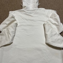 アディダス　パーカーの画像