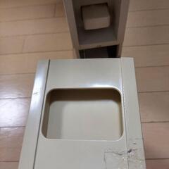 ライスストッカー 米びつ スリム 12kgまで 訳ありの画像