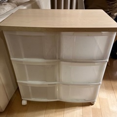 引き出しチェストの画像