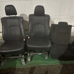 20アルファード ヴェルファイア  フロント 二脚セット