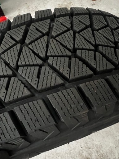 タイヤ 215/70r16 ブリザック
