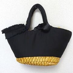 Lara&Heat ララ＆ハート グログランリボンかごバッグ 籠バッグ　カゴバッグ　ブラック　黒　リボンデザイン　夏　ハートチャームの画像