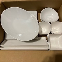 白いお皿17枚セットで